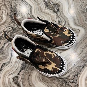 Vans Slide-On Camo Shark Skater Shoes 7 Toddler